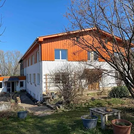 Gartenwohnung *
